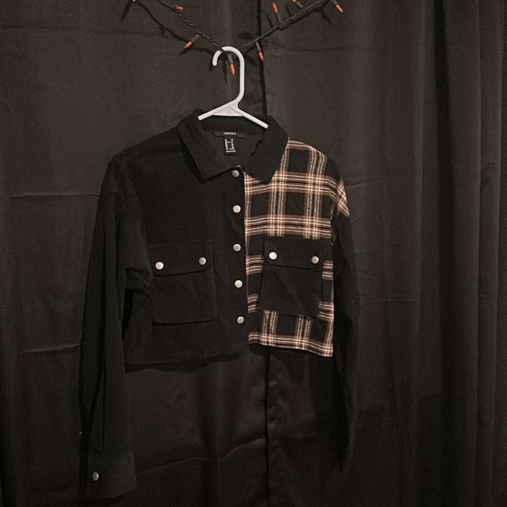 Forever 21 XS Snap Buttons collared sleeves light weight corduroy